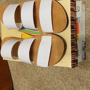 White Maui Island sandals. Never worn.